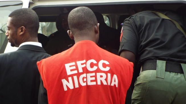 Recovered loot in FG’s consolidated account, says EFCC