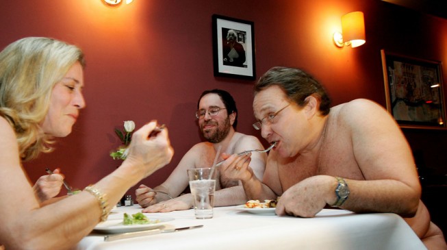 46,000 people book to eat naked at London’s first ‘natural’ restaurant