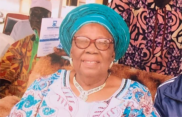 Akinyele Oladeji, Nigerian tax consultant, loses mum at 89