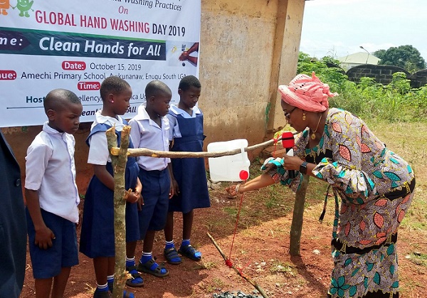 ‘Who did we offend’ — reactions as Enugu first lady constructs tippy taps for primary school pupils