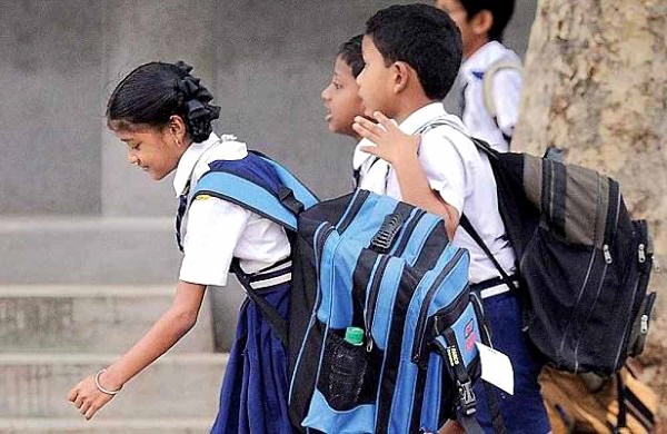 Effects of heavy school bags on your children’s spine