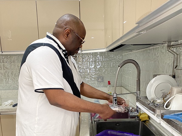 Dele Momodu cooks to promote RMD's gender equality challenge