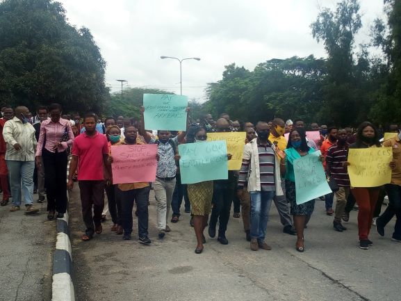 ‘We can’t meet our family obligations anymore’ — UNICAL lecturers protest unpaid allowances