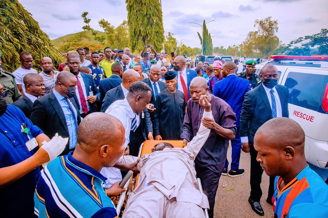 Yemi Osinbajo at the scene of an accident in Abuja