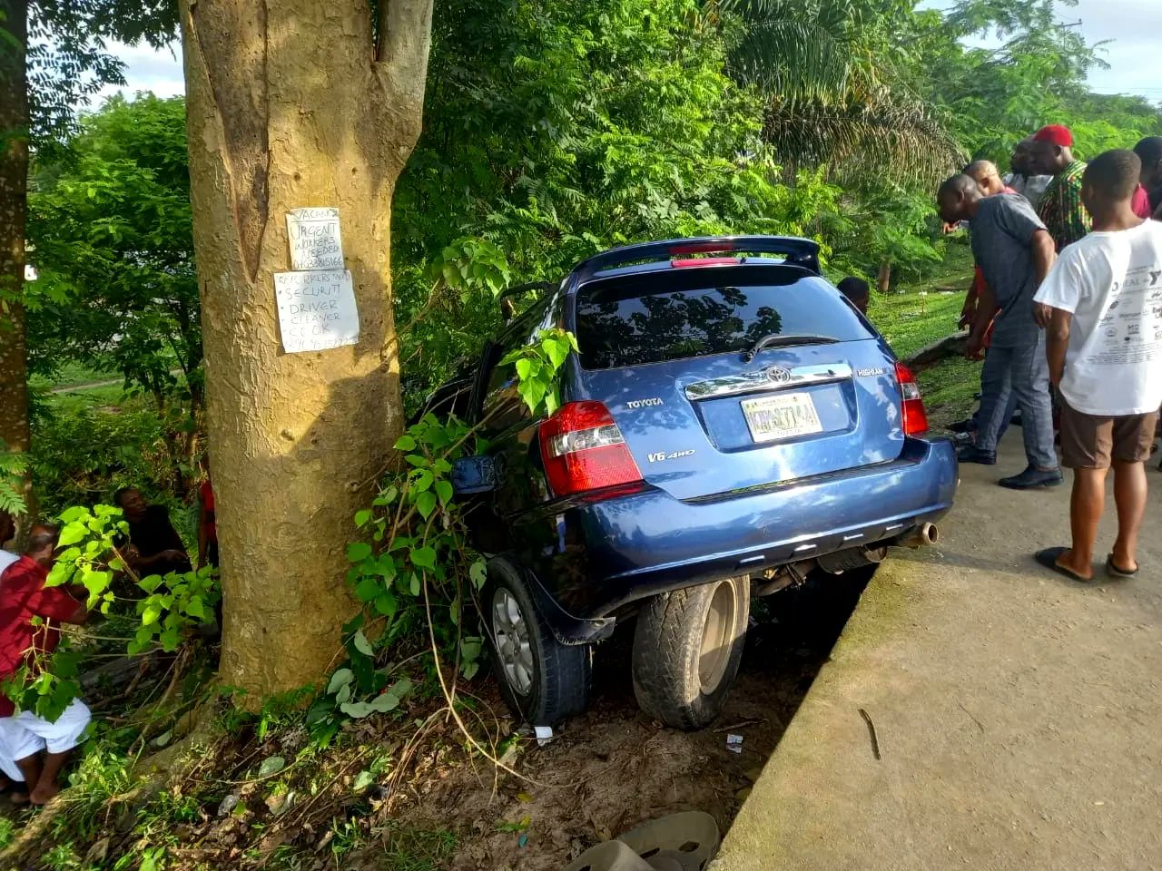 Woman 'chasing cheating husband' dies in car crash in Calabar