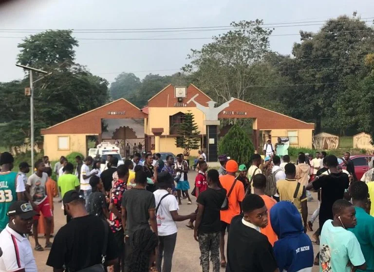 PHOTOS: MAPOLY students protest fee hike, disrupt exams