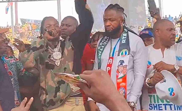 VIDEO: Naira Marley entertains APC supporters at Tinubu’s Lagos rally