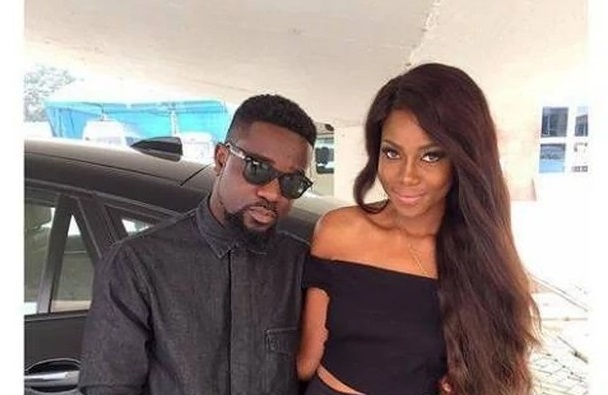 Yvonne Nelson fumes as Sarkodie raps about her abortion