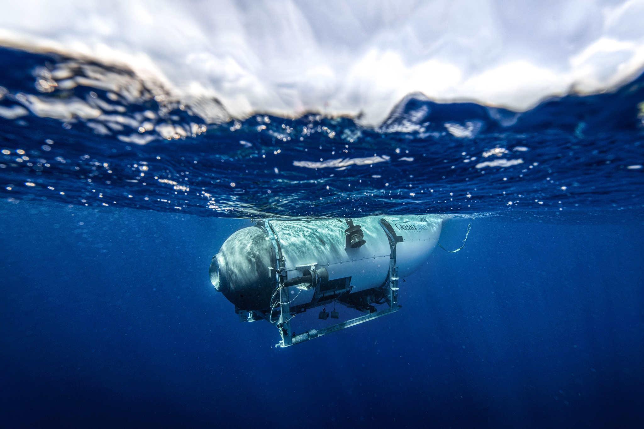 Image of the submersible under water