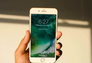 ‘Sell your body’ — man scolds daughter for asking iPhone 8 as birthday gift