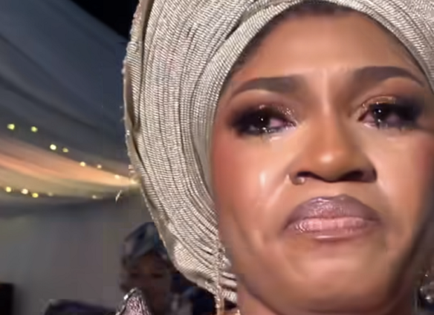 VIDEO: Rachel Oniga's daughter breaks down in tears during wedding