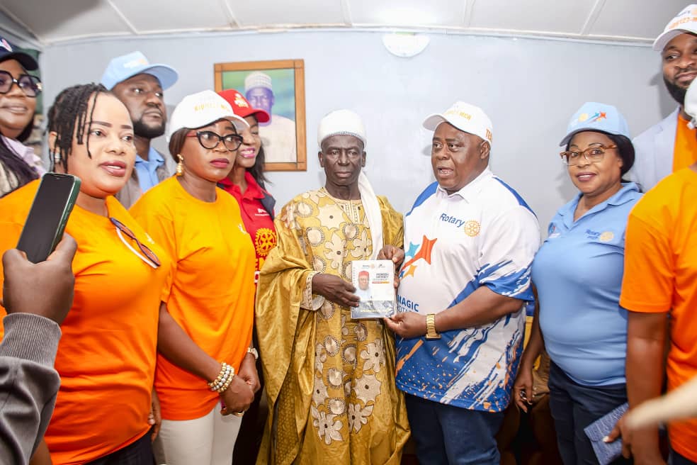 L-R: Shola Ayanronke Adeleke; the secretary of District 9127 maternal and child health committee, Lovina; the chairperson of the committee, Chief Haruna Gwyendaye, the district head of Dutse Baupma, Abuja; Mike Ukachi Nwanoshiri, the district governor of Rotary International for District 9127; and Rosemond Favour Uche, the President, Rotary Club of Abuja Maitama, during the presentation of medical equipment for maternal and child health to the district head on Tuesday. 