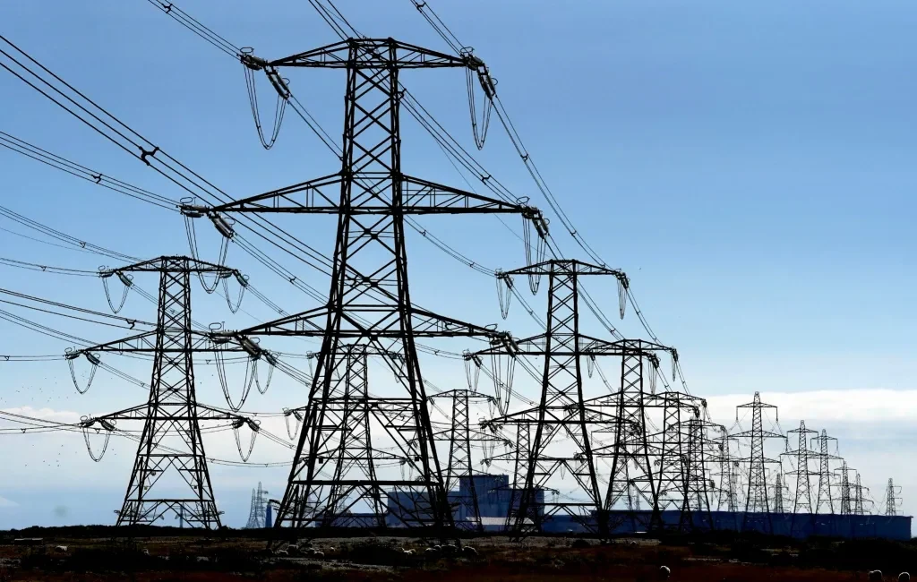 Northern Nigeria blackout: TCN discovers fault at transmission line, commences repair works