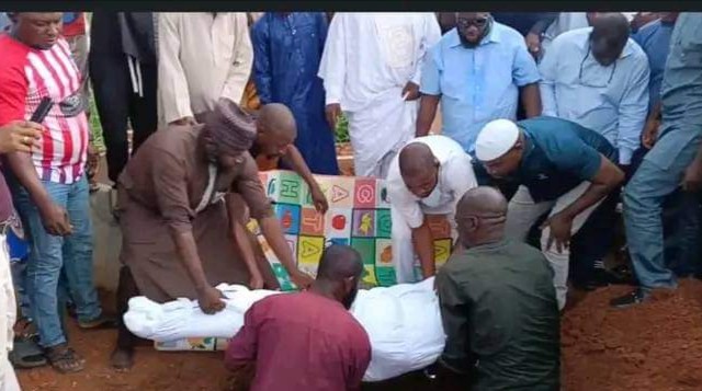 Islamic singer Rukayat Gawat buried in Ogun