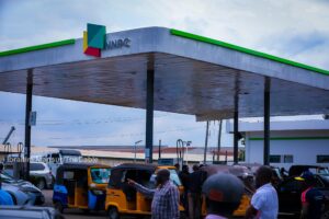 NNPC slashes petrol price to N925/litre in Lagos, N965/litre in Abuja