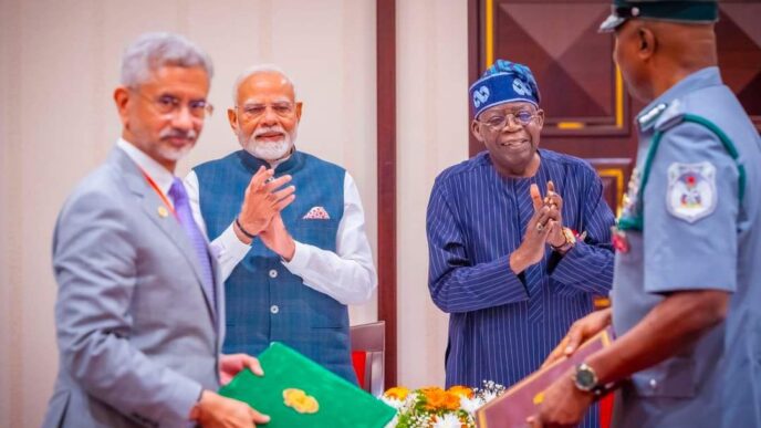 Nigeria, India vow to strengthen economic ties, agree on crude oil, LNG supply