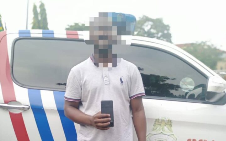 Suspect arrested for stealing phone in eatery