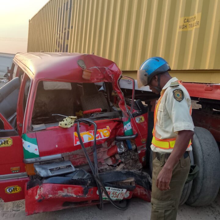 crashed vehicle on the Lagos-Ibadan expressway