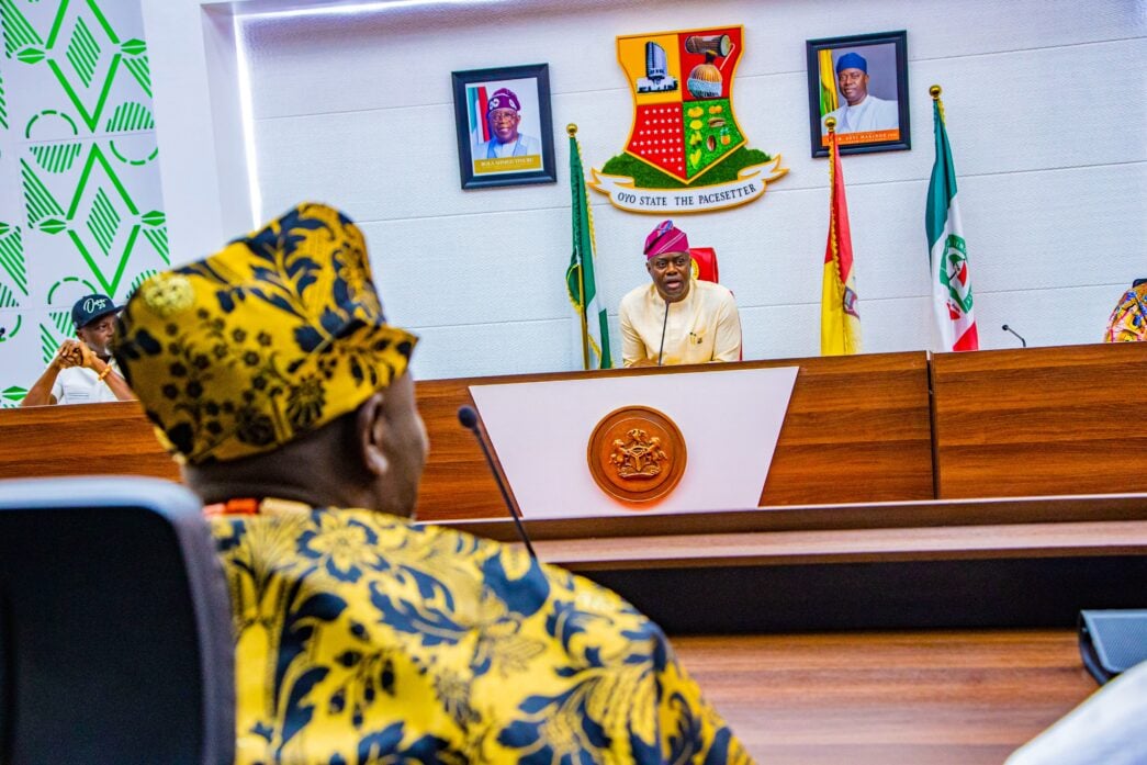 Makinde speaking after presenting staff of office to Abimbola Owoade, Alaafin of Oyo state