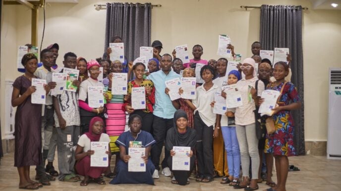 Ikeja chairmanship aspirant offers scholarships, distributes 250 JAMB forms